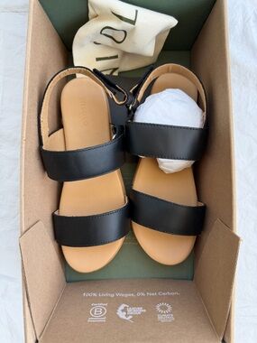 Nisolo Black Leather Two-Strap Sandals